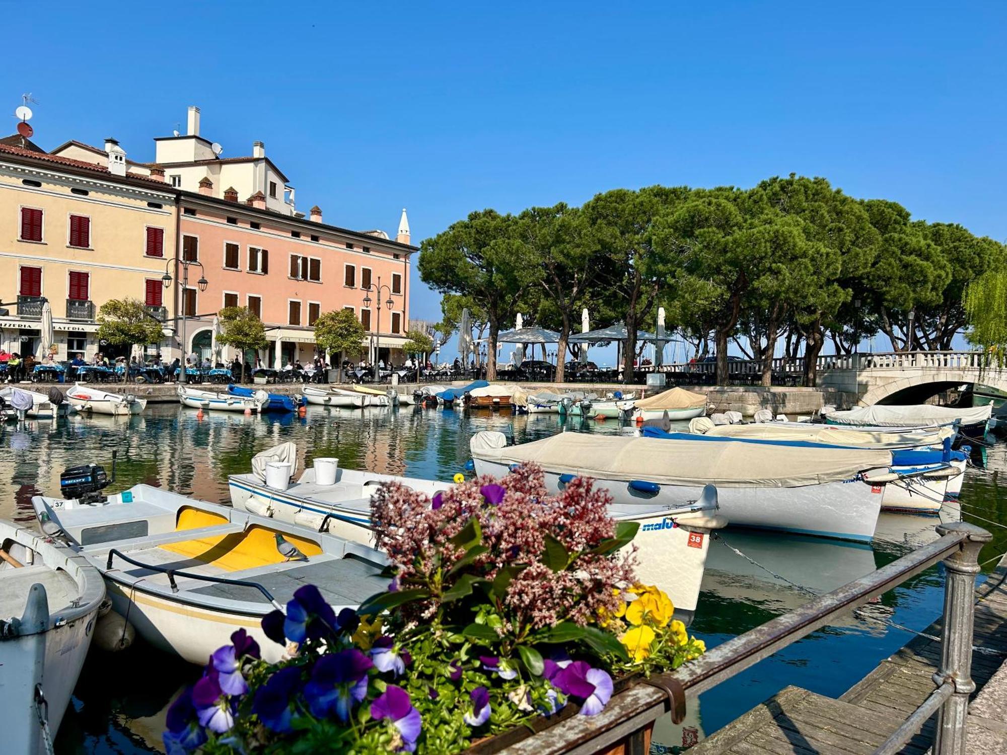 Apartament Gold Garda Desenzano Desenzano del Garda Zewnętrze zdjęcie